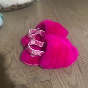 UGG Kids' Fuchsia Fluffy Slippers